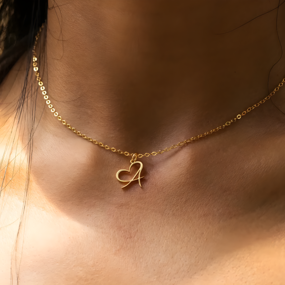 Personalisierte Halskette mit Herz-Buchstabe - Volura