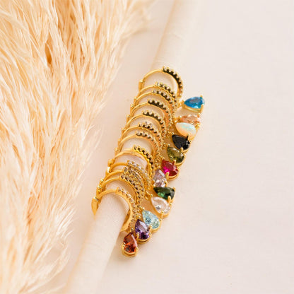 Creolen mit Geburtsstein-Anhänger und Zirkonia - Volura