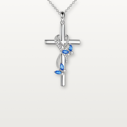 Silberkreuz-Anhänger-Halskette mit Zirkonia und edler Verzierung - Volura